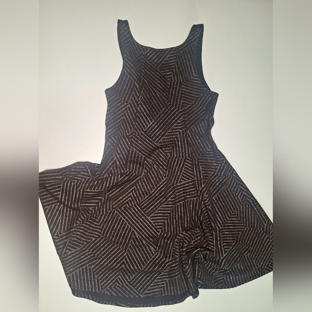 Chic Strapless Black and Brown Patterned Dress